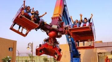 Flipping Arm Action- Wetnjoy Amusement Park