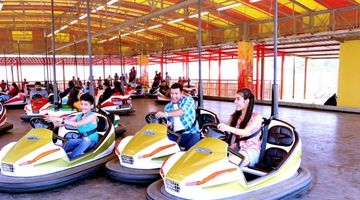 Rush Hour - Wetnjoy Amusement Park